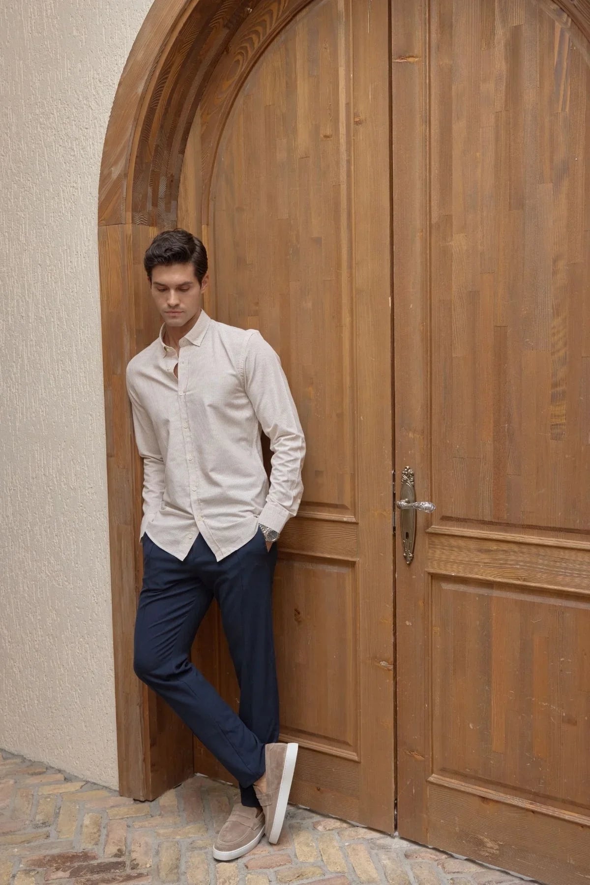 kure-erkek-gomlek-modern-slim-fit-keten-gorunumlu-ince-ve-sik-cizgili-doku-24226 - Livio Ferri