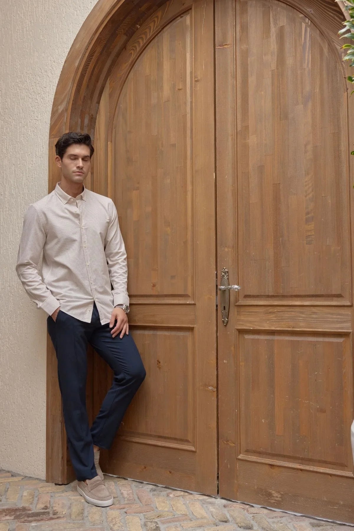 kure-erkek-gomlek-modern-slim-fit-keten-gorunumlu-ince-ve-sik-cizgili-doku-24228 - Livio Ferri