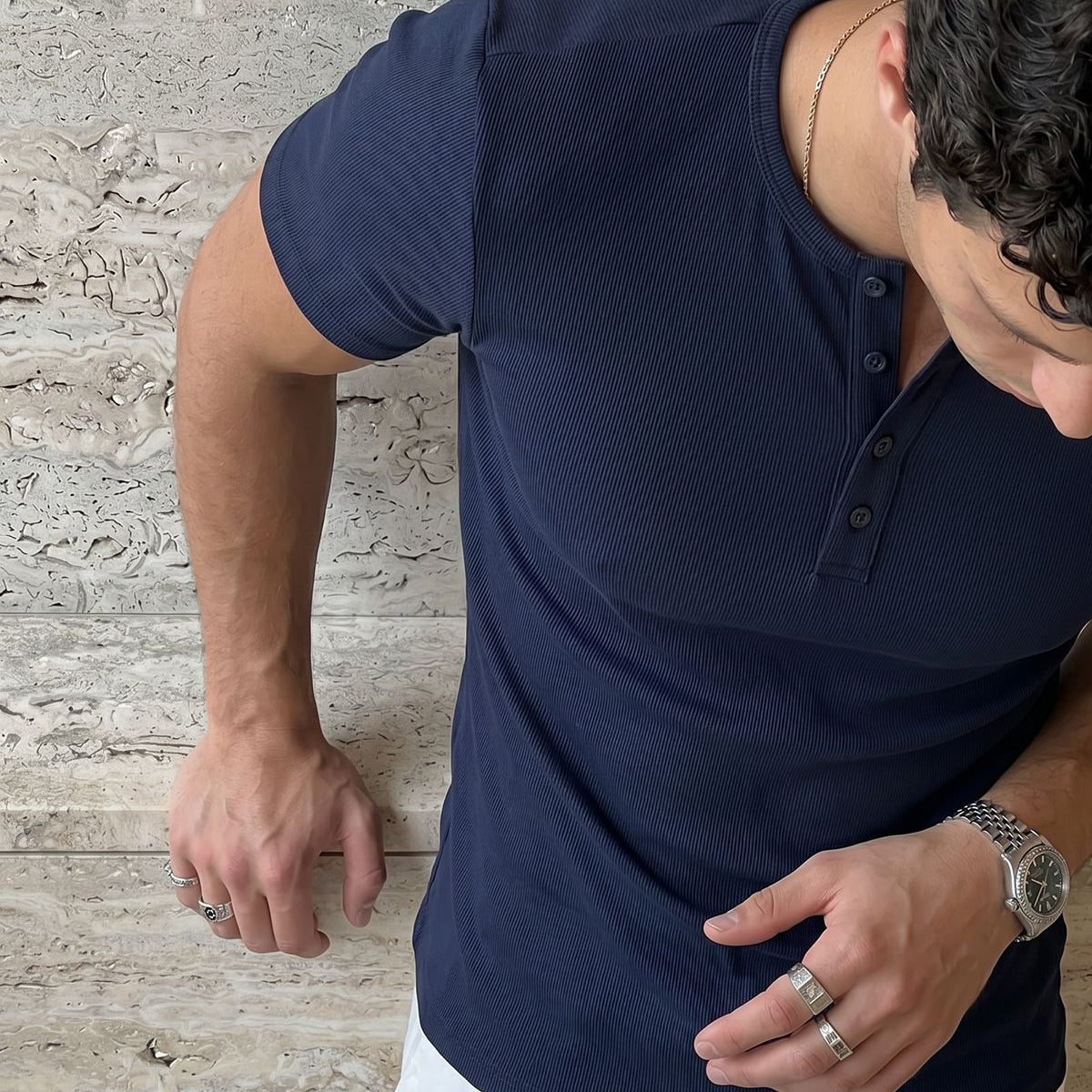 Liiri %100 Pamuk Premium Fitilli Henley Yaka Yarım Düğmeli Regular Fit Basic Yazlık Erkek Tişört