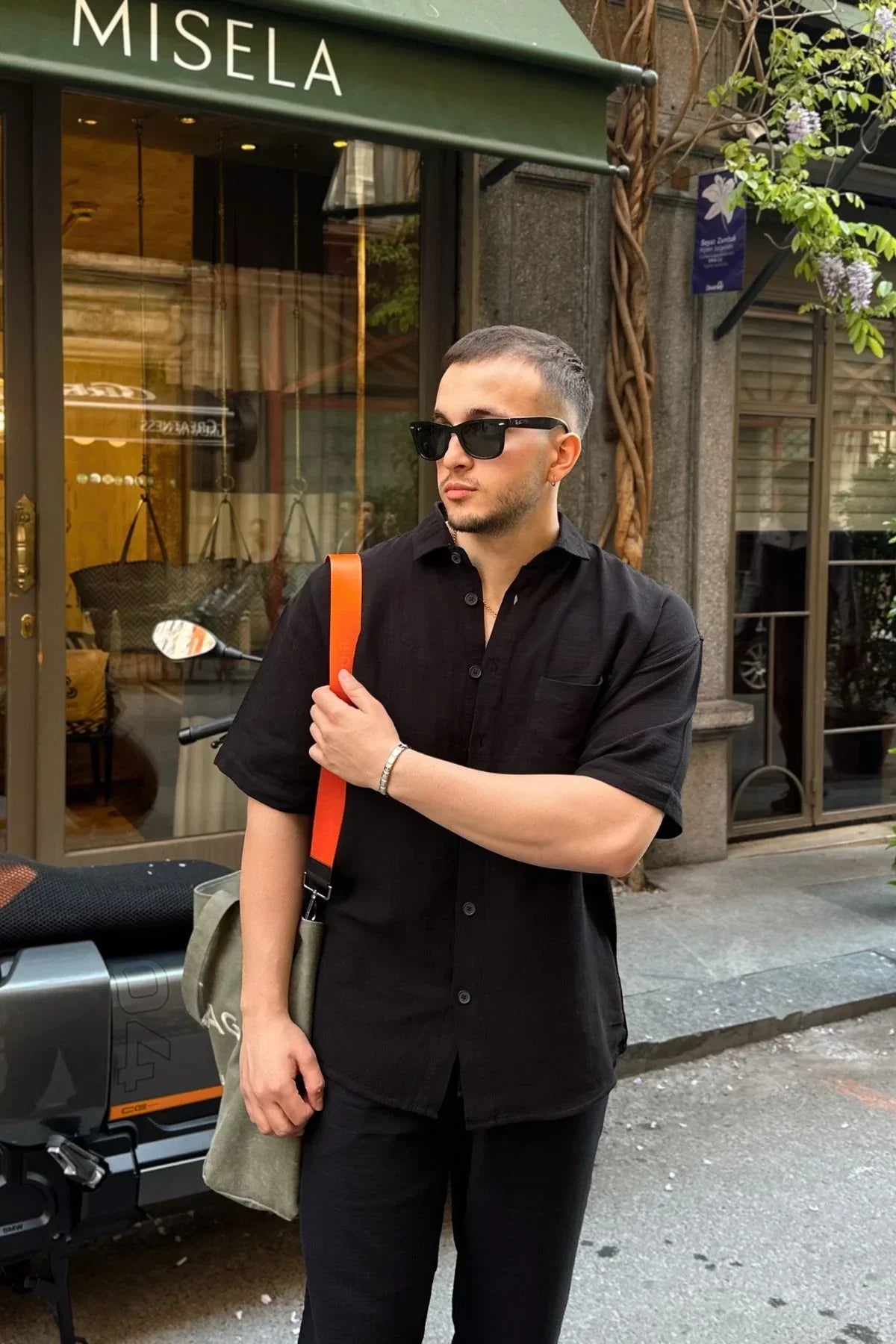 Lora Erkek Yazlık Pamuk Gömlek Kısa Kollu Cepli Bol Kesim - Livio Ferri