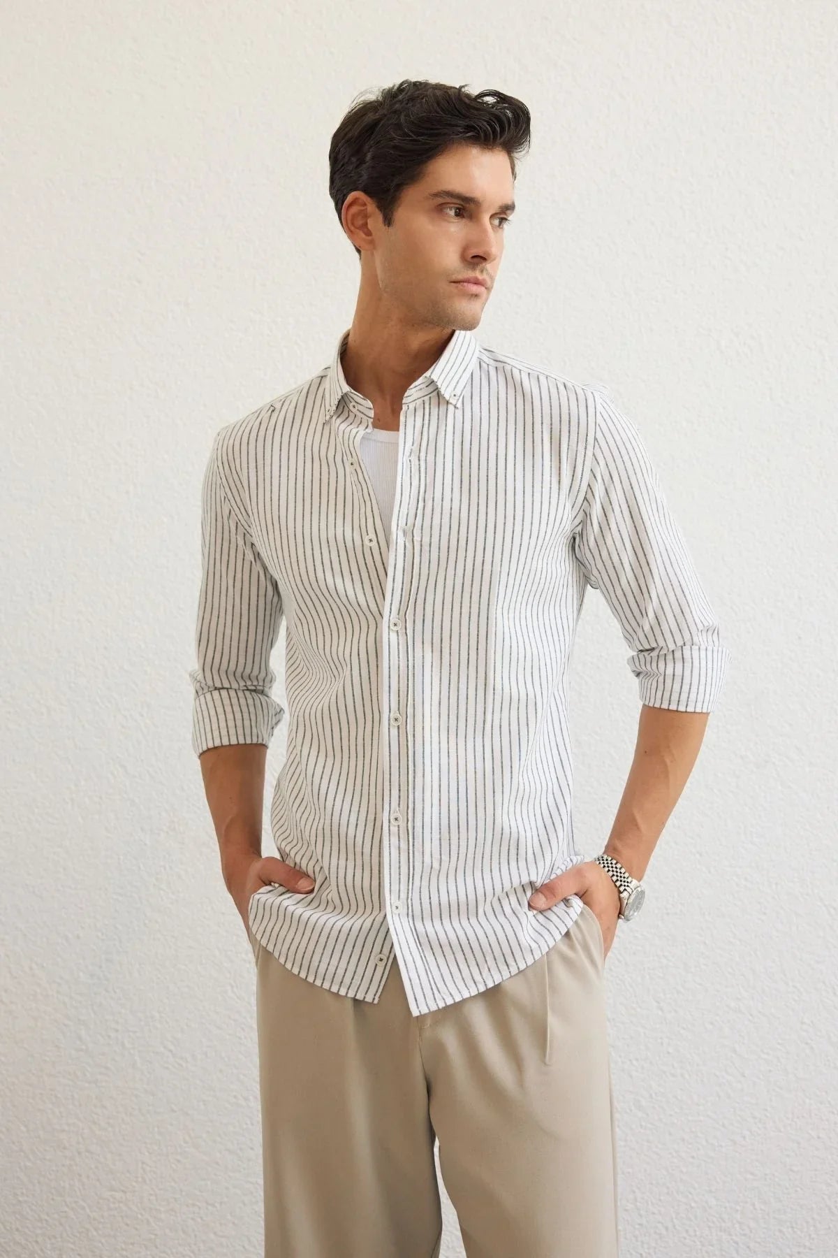 onan-erkek-klasik-gomlek-modern-slim-fit-keten-gorunumlu-ince-cizgili-desen-24155 - Livio Ferri