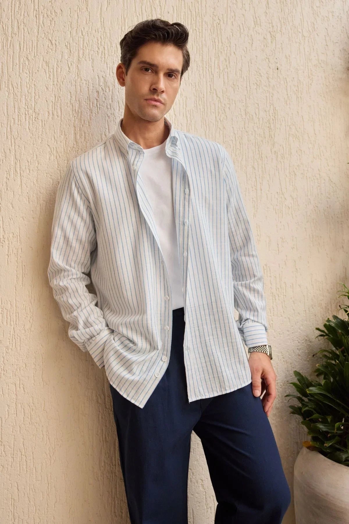 onan-erkek-klasik-gomlek-modern-slim-fit-keten-gorunumlu-ince-cizgili-desen-24179 - Livio Ferri