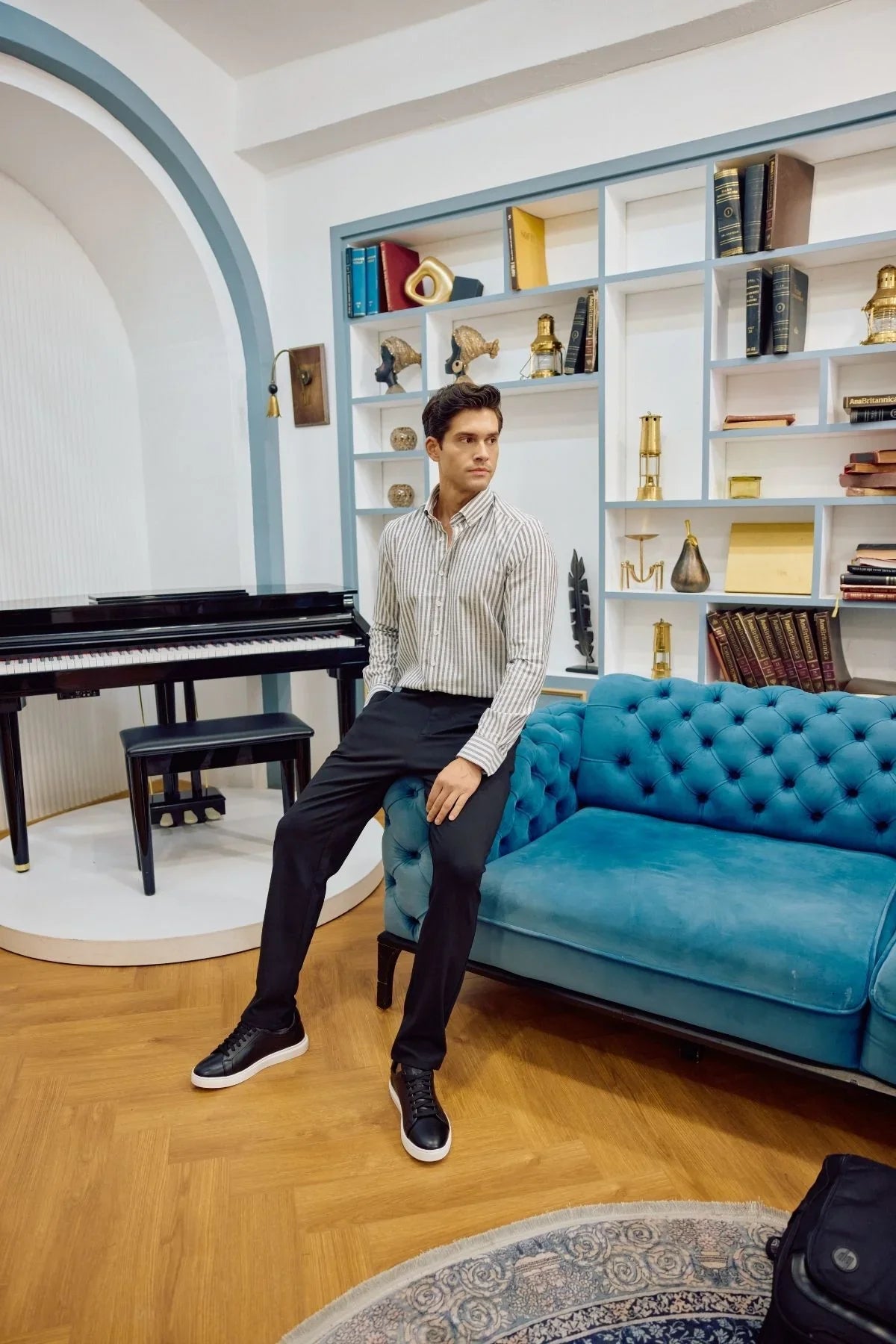 senoc-erkek-gomlek-modern-slim-fit-keten-gorunumlu-kalin-cizgili-24248 - Livio Ferri