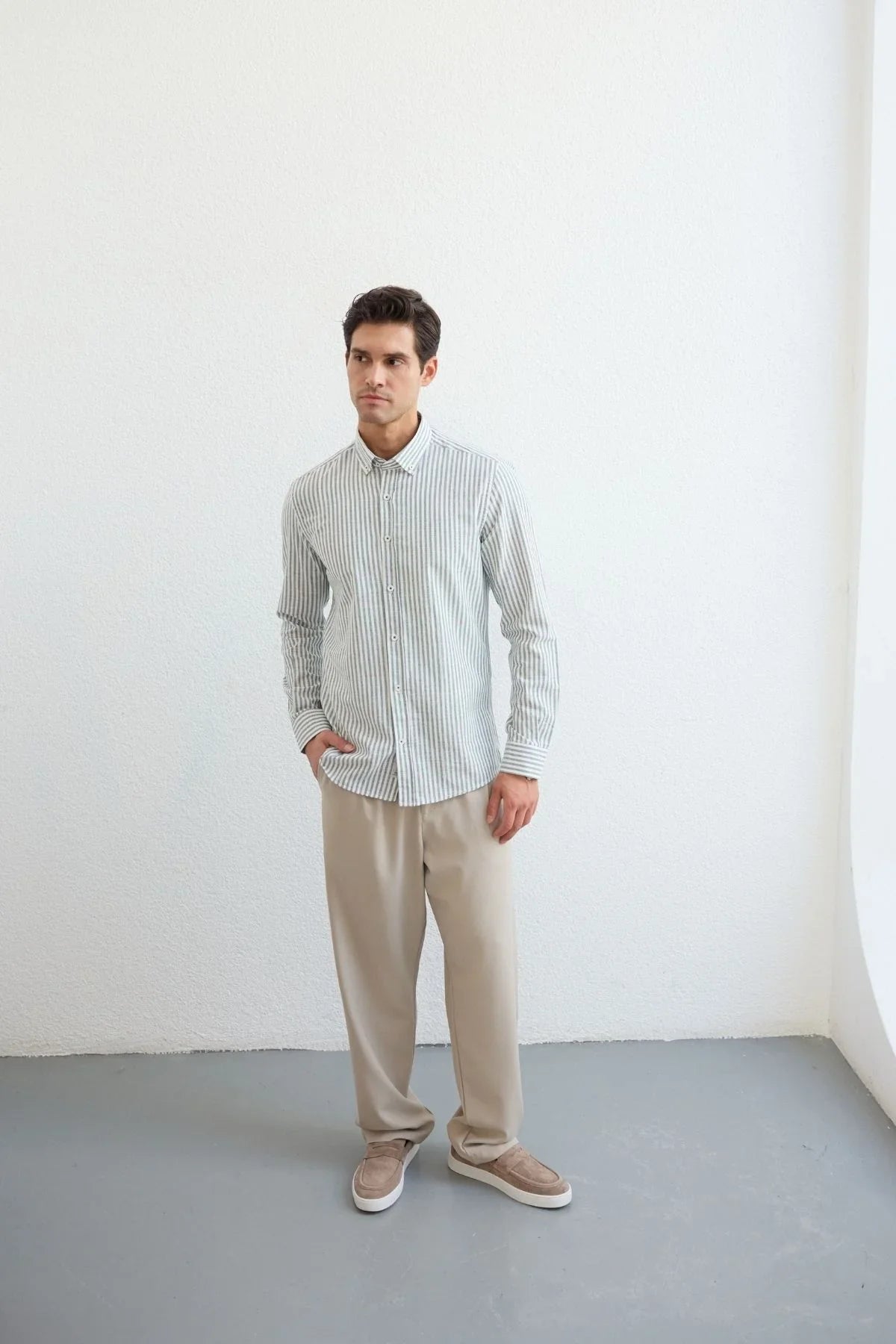 senoc-erkek-gomlek-modern-slim-fit-keten-gorunumlu-kalin-cizgili-24266 - Livio Ferri