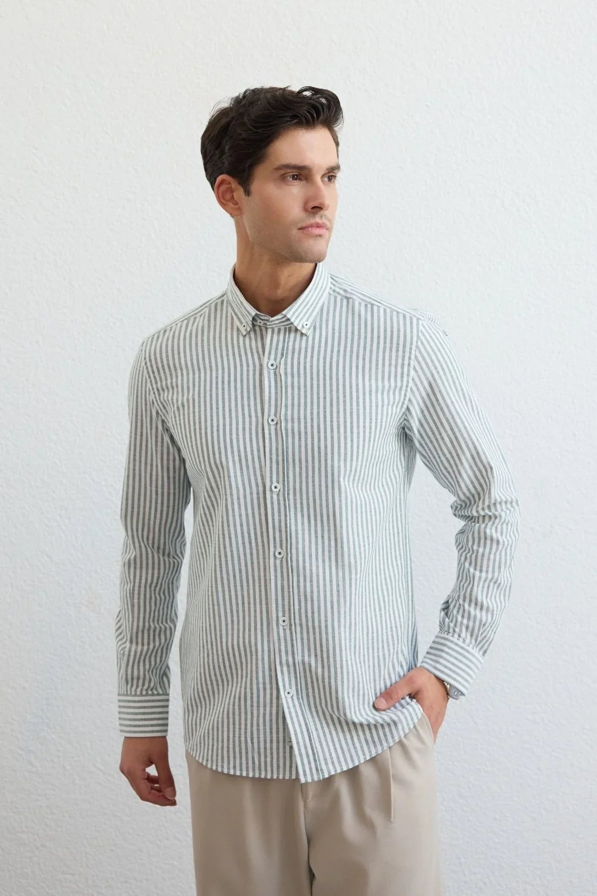 senoc-erkek-gomlek-modern-slim-fit-keten-gorunumlu-kalin-cizgili-24270 - Livio Ferri