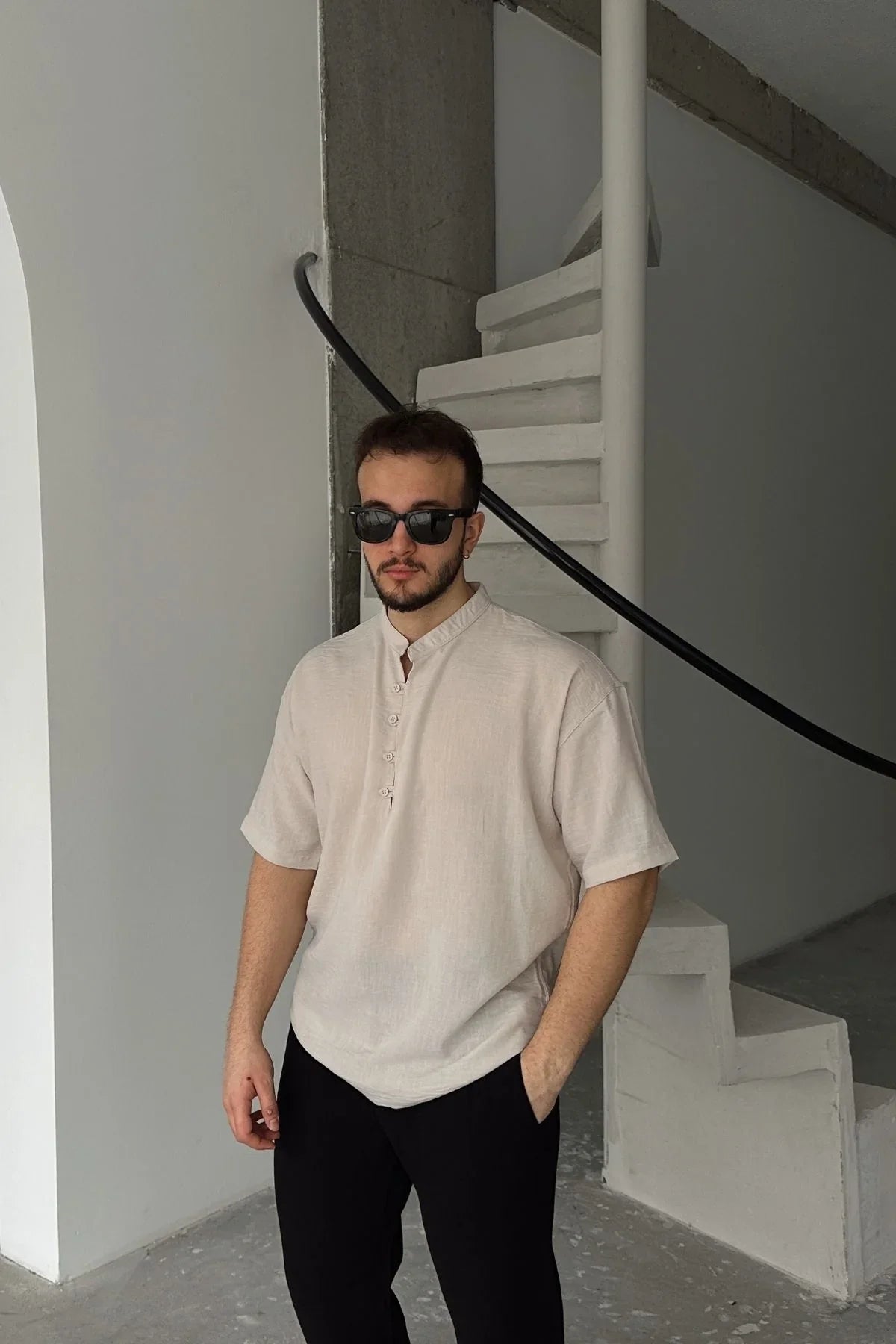 Soro Erkek Oversize Keten Görünümlü Kısa Kol Hakim Yaka Yarım Pat Gömlek - Livio Ferri