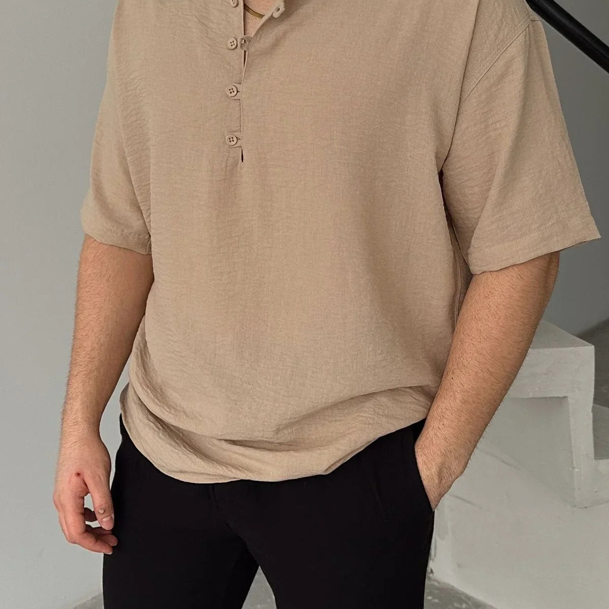 Soro Erkek Oversize Keten Görünümlü Kısa Kol Hakim Yaka Yarım Pat Gömlek