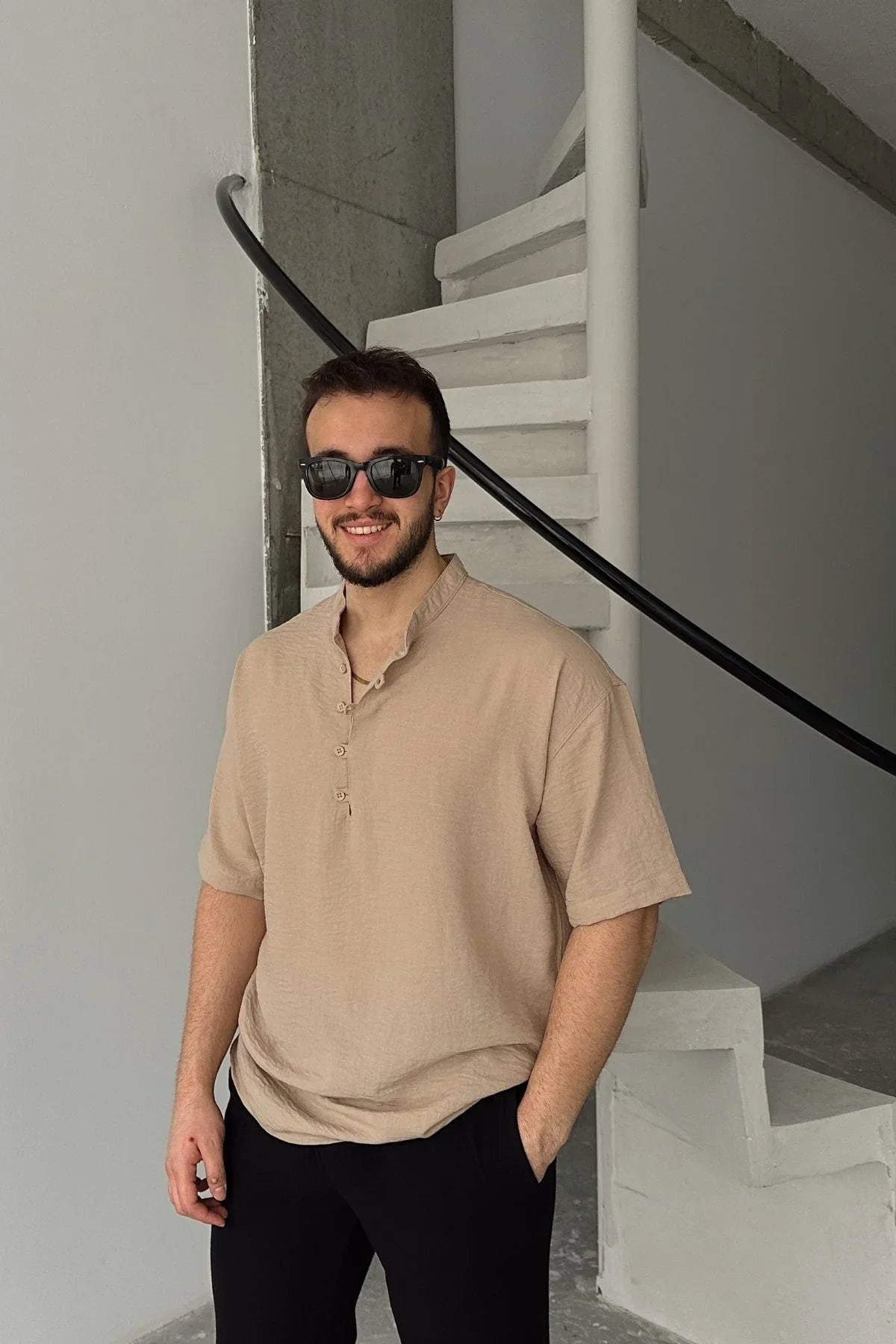 Soro Erkek Oversize Keten Görünümlü Kısa Kol Hakim Yaka Yarım Pat Gömlek - Livio Ferri