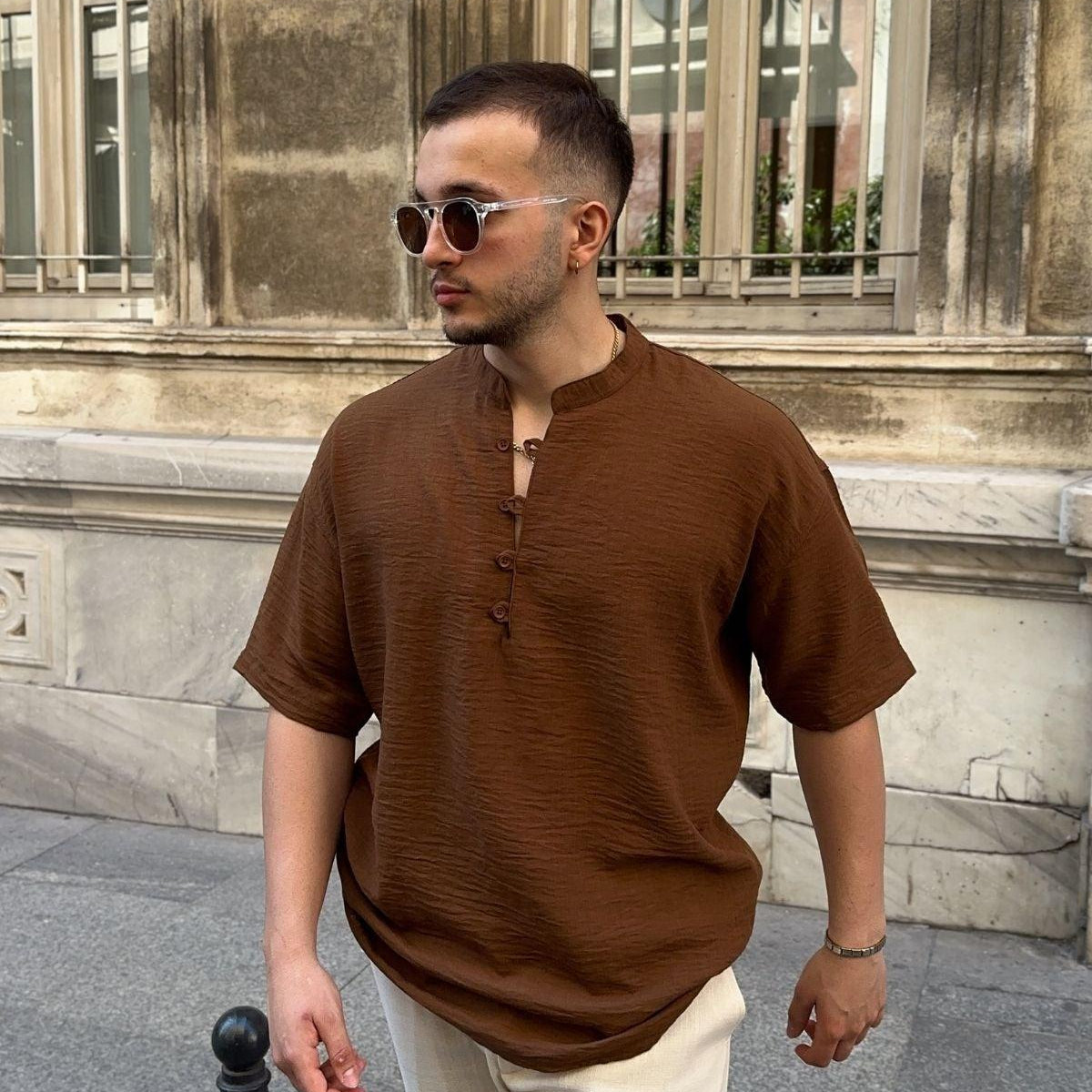 Soro Erkek Oversize Keten Görünümlü Kısa Kol Hakim Yaka Yarım Pat Gömlek