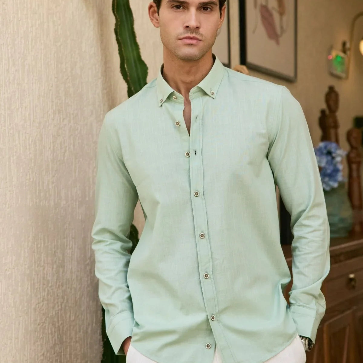 turi-erkek-pamuk-gomlek-modern-slim-fit-keten-gorunumlu-uzun-kol-24025 - Livio Ferri