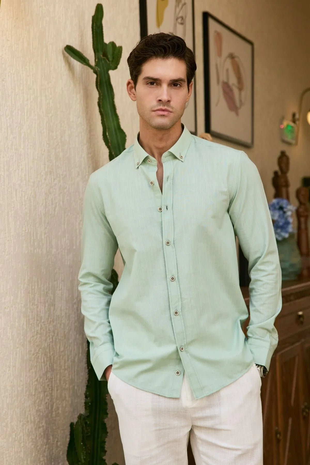 turi-erkek-pamuk-gomlek-modern-slim-fit-keten-gorunumlu-uzun-kol-24025 - Livio Ferri