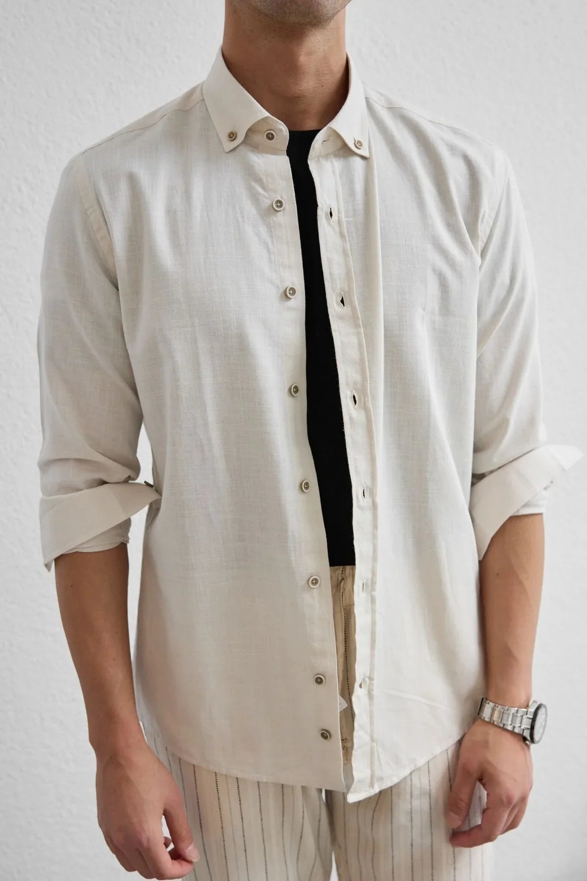 turi-erkek-pamuk-gomlek-modern-slim-fit-keten-gorunumlu-uzun-kol-24031 - Livio Ferri