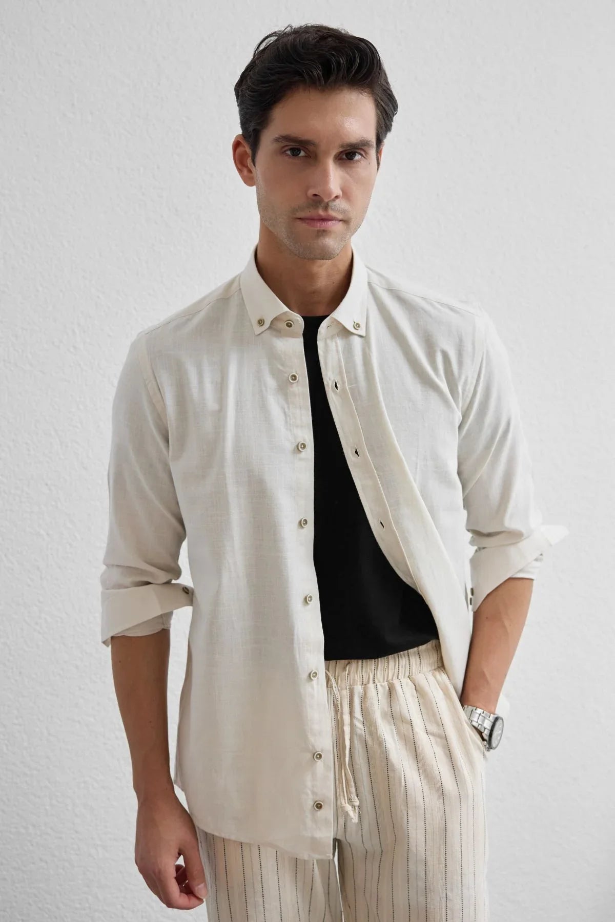 turi-erkek-pamuk-gomlek-modern-slim-fit-keten-gorunumlu-uzun-kol-24034 - Livio Ferri