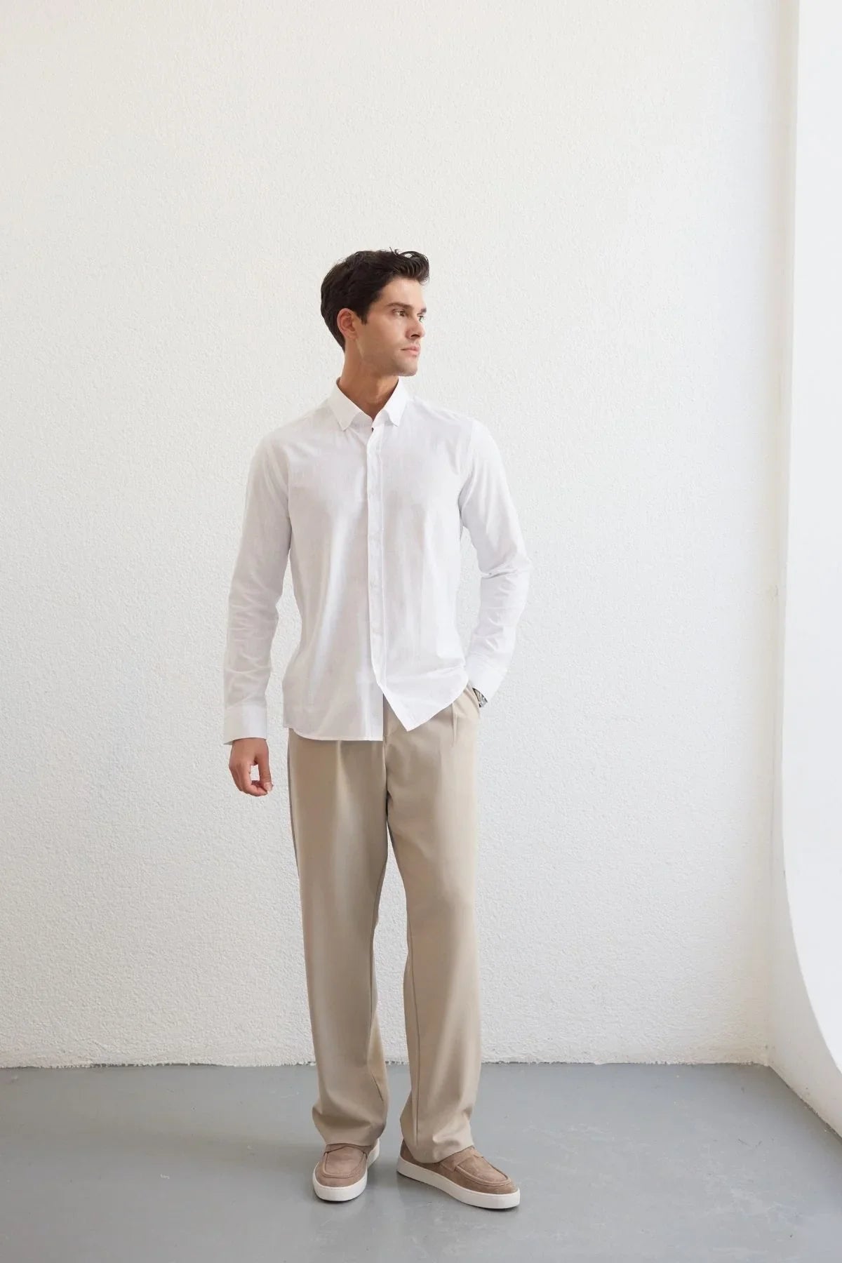 turi-erkek-pamuk-gomlek-modern-slim-fit-keten-gorunumlu-uzun-kol-24044 - Livio Ferri