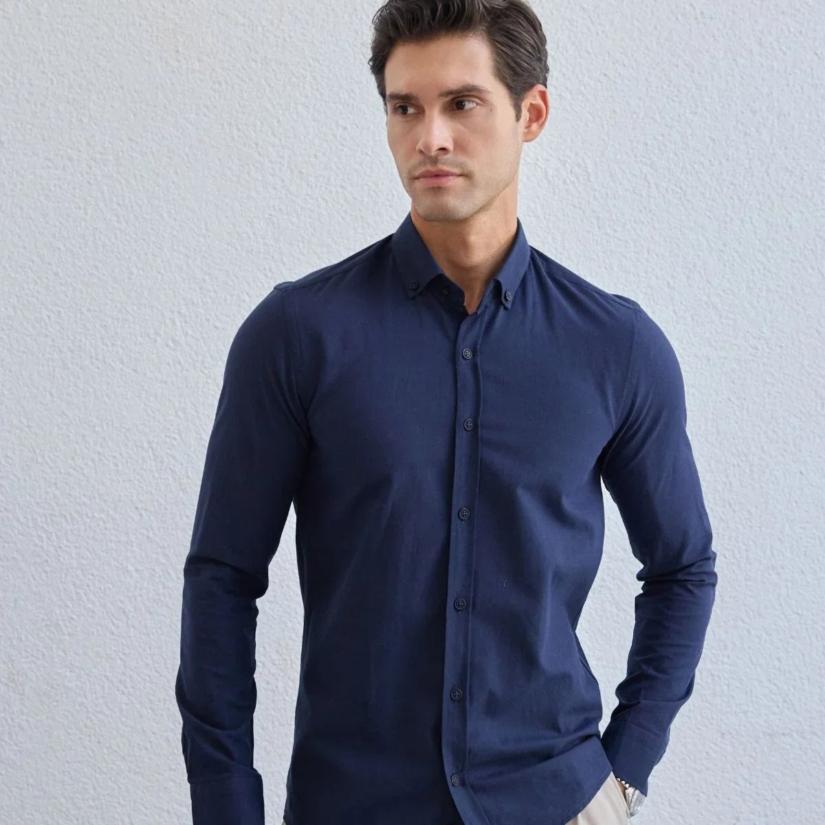 turi-erkek-pamuk-gomlek-modern-slim-fit-keten-gorunumlu-uzun-kol-24074 - Livio Ferri