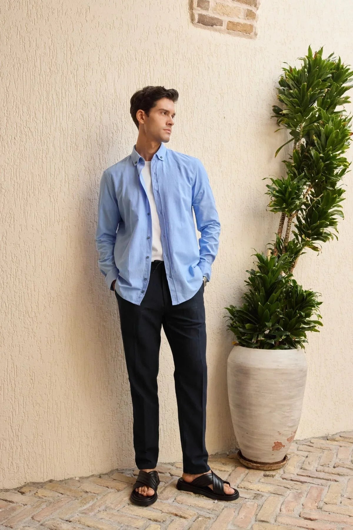 turi-erkek-pamuk-gomlek-modern-slim-fit-keten-gorunumlu-uzun-kol-24087 - Livio Ferri