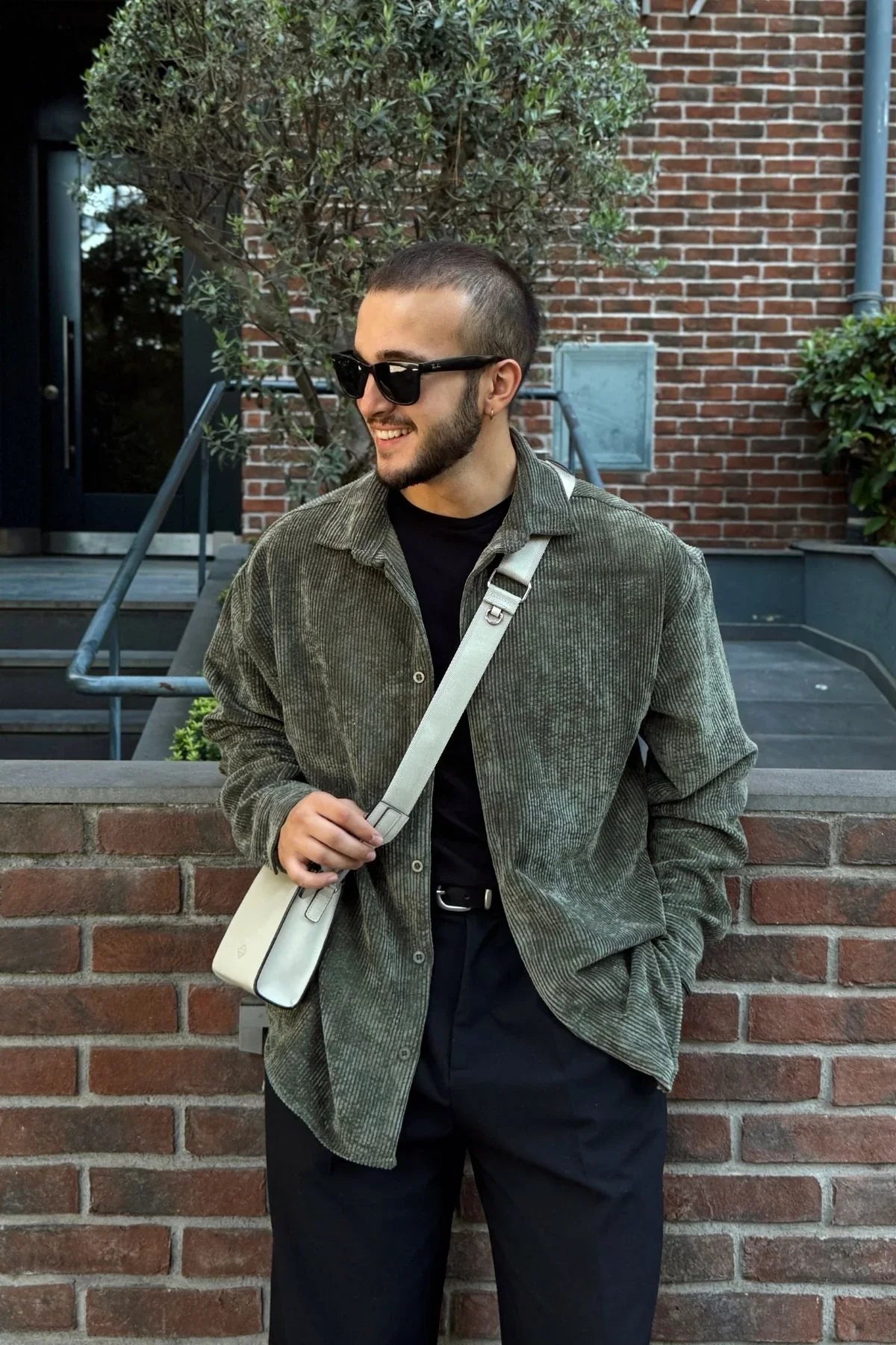 Yotau Erkek Oversize Fit Kadife Uzun Kollu Gömlek Ceket - Livio Ferri