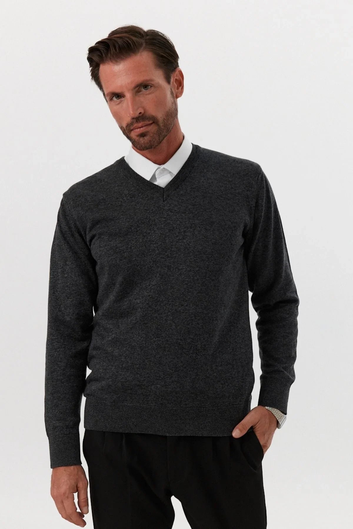 Erkek Pamuk V Yaka Standart Fit Normal Kesim Triko Kazak