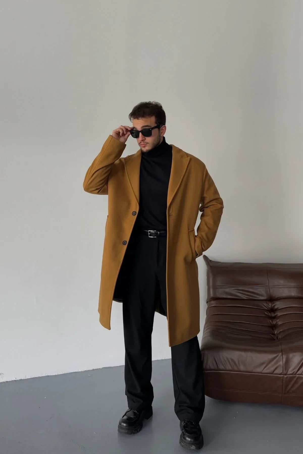 Erkek Regular Fit Düğmeli Cepli Kışlık Astarlı Klasik Uzun Kaşe Kaban