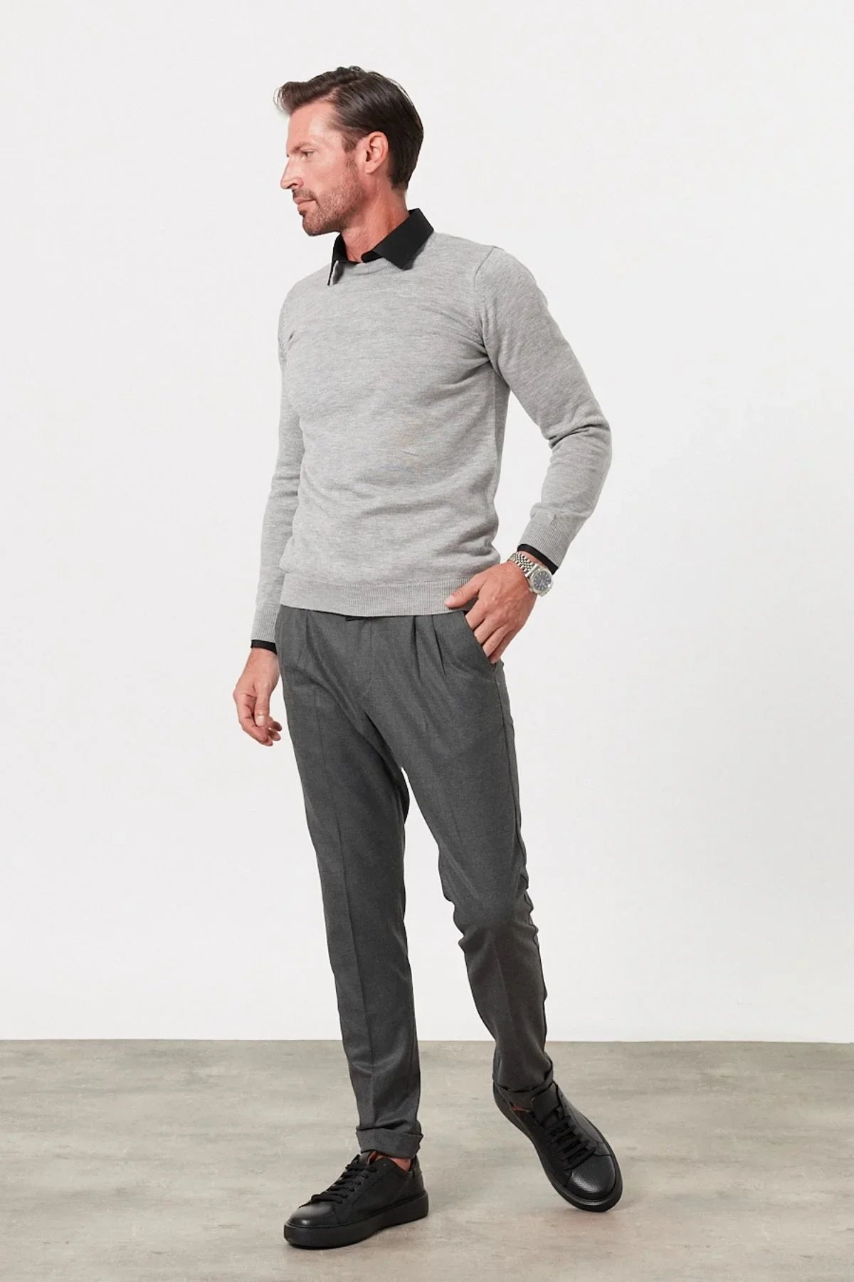 Erkek Slim Fit Dar Kesim Bisiklet Yaka Triko Kazak