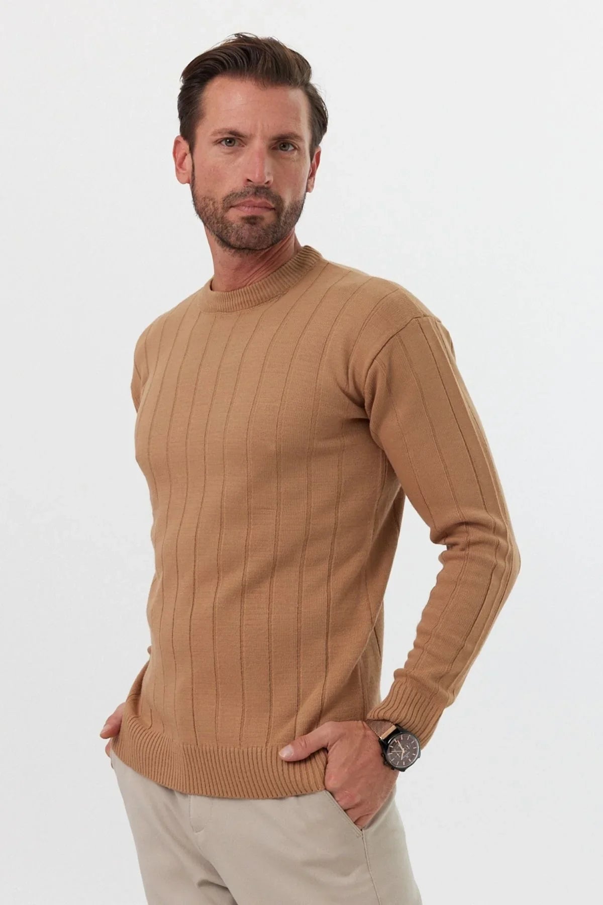 erkek-slim-fit-dar-kesim-bisiklet-yaka-triko-kazak-18942 - Livio Ferri