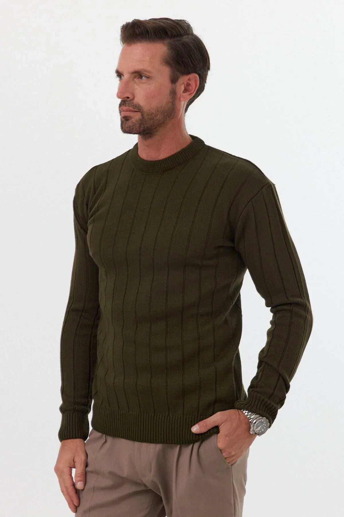 erkek-slim-fit-dar-kesim-bisiklet-yaka-triko-kazak-18966 - Livio Ferri