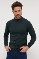 erkek-slim-fit-dar-kesim-yarim-balikci-yaka-bogazli-triko-kazak-17916_c3197218-ea76-41ba-855f-f5851fa00344 - Livio Ferri