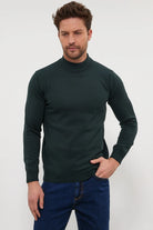 erkek-slim-fit-dar-kesim-yarim-balikci-yaka-bogazli-triko-kazak-17919_d0302961-95d6-41aa-8b1a-d17776fad6ac - Livio Ferri