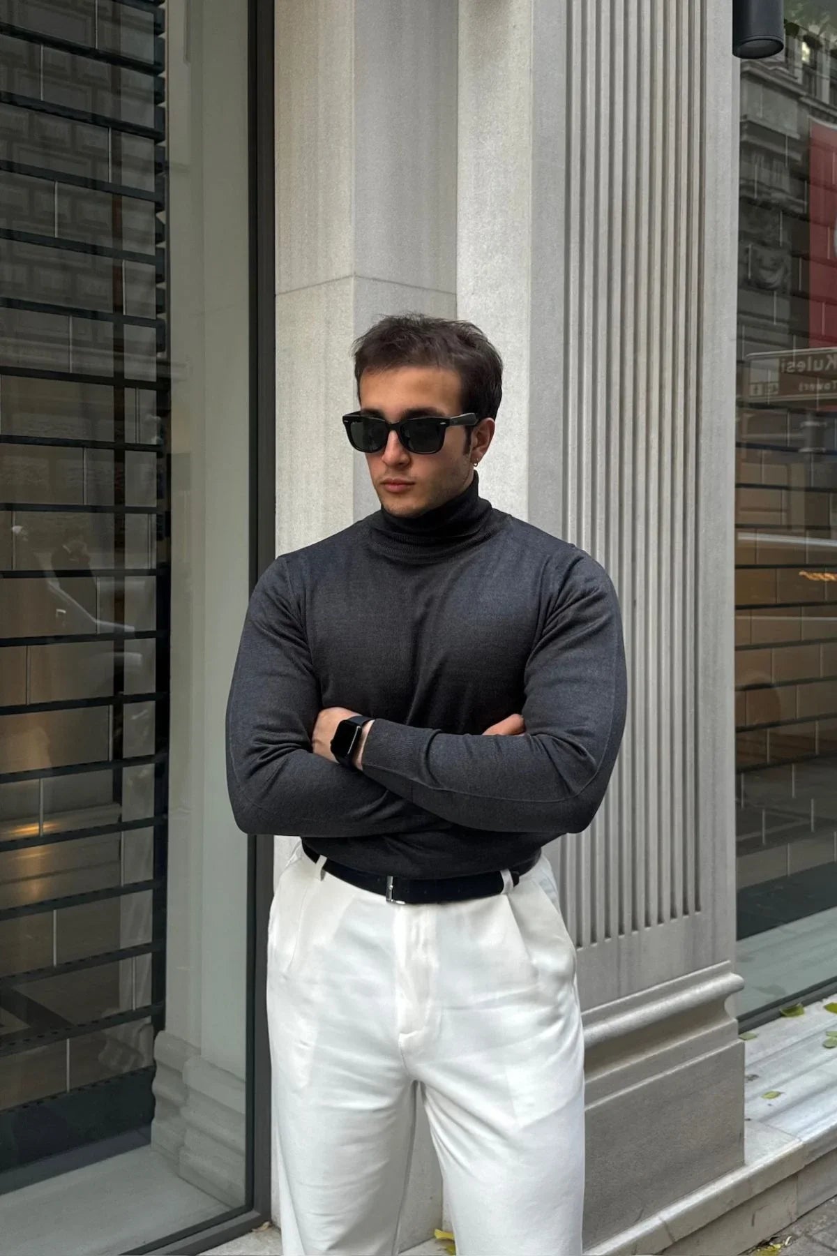 erkek-standart-fit-normal-kesim-tam-balikci-bogazli-yaka-triko-kazak-20212 - Livio Ferri