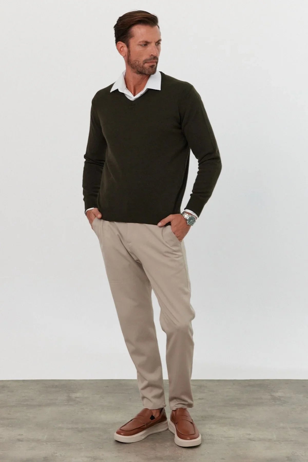 Erkek Yünlü Normal Kalıp V Yaka Standart Fit Triko Kazak