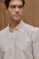 kure-erkek-gomlek-modern-slim-fit-keten-gorunumlu-ince-ve-sik-cizgili-doku-24223 - Livio Ferri