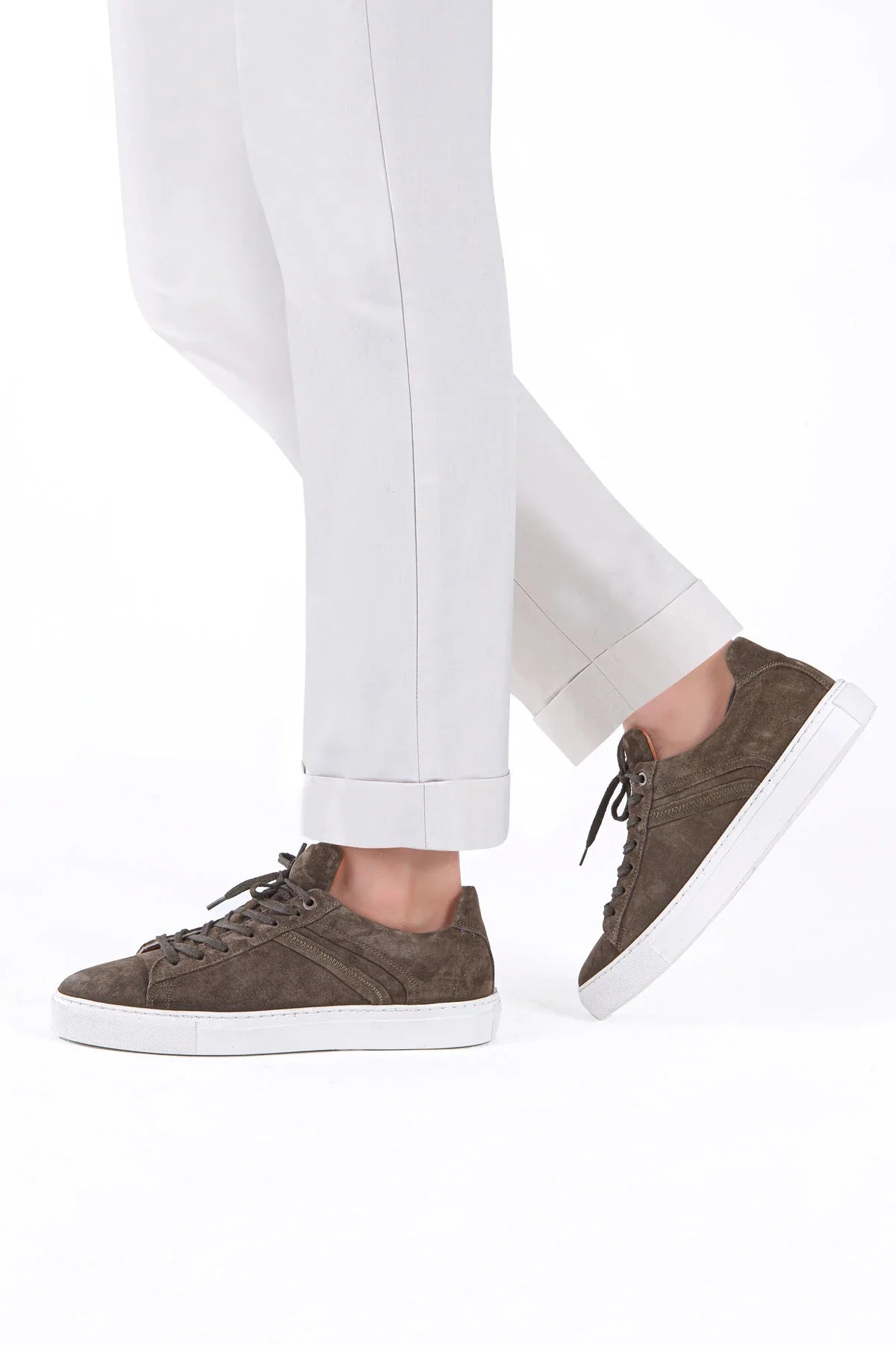maura-erkek-sneaker-ayakkabi-hakiki-suet-bagcikli-tasarim-24400 - Livio Ferri