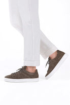 maura-erkek-sneaker-ayakkabi-hakiki-suet-bagcikli-tasarim-24400 - Livio Ferri
